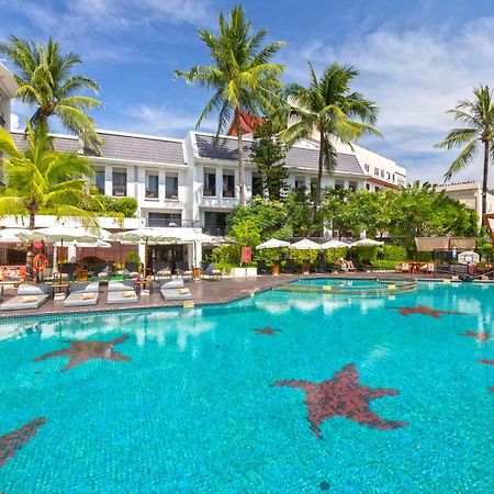 Sawaddi Patong Resort & Spa By Tolani - Sha Extra Plus Exterior foto