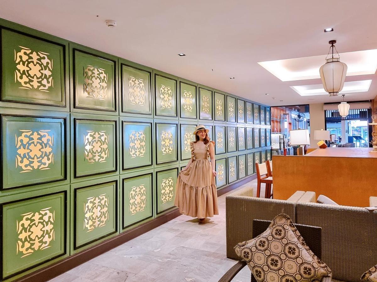 Sawaddi Patong Resort & Spa By Tolani - Sha Extra Plus Exterior foto